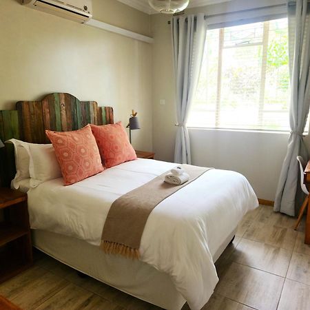 Mijn Kitchen Coffee Shop And B&B 블랜타이어 외부 사진